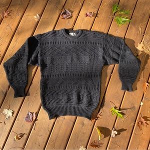 Vintage 100% wool black chunky knit unisex sweater